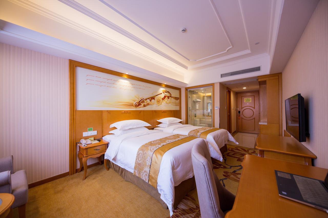 Hotel Vienna International 4*